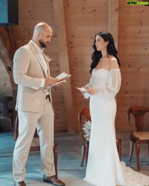 Volkan Oezdemir Instagram - MR & MRS OEZDEMIR 💍 #mariagecivil