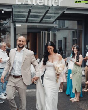 Volkan Oezdemir Instagram - MR & MRS OEZDEMIR 💍 #mariagecivil