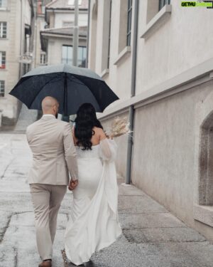Volkan Oezdemir Instagram - MR & MRS OEZDEMIR 💍 #mariagecivil