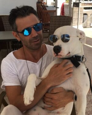 Volkan Uygun Instagram - Kızımız Dona ✌🏻🐶
#dogoargentino #dogs #animals