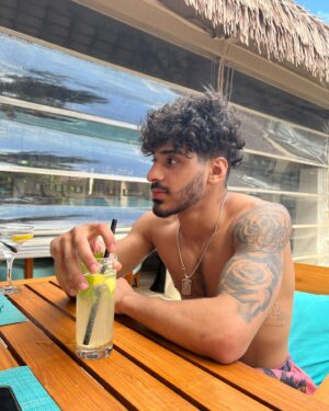 Walid Muhsein Instagram - I’m so locked in they might start saying free me