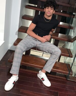 Walid Muhsein Instagram - Don’t wait the time will never be just right #timeismoney #fresh