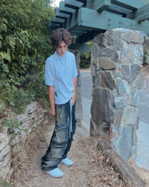 Walker Bryant Instagram - element⛰️

@boohoomanofficial #ad