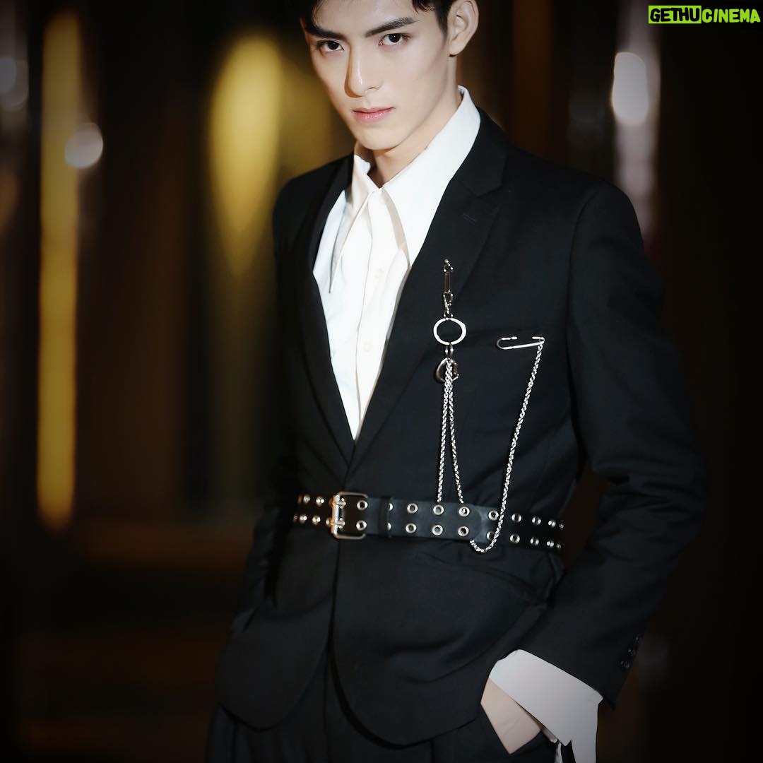 Wang Haoxuan - 26.3K Likes - Nanning