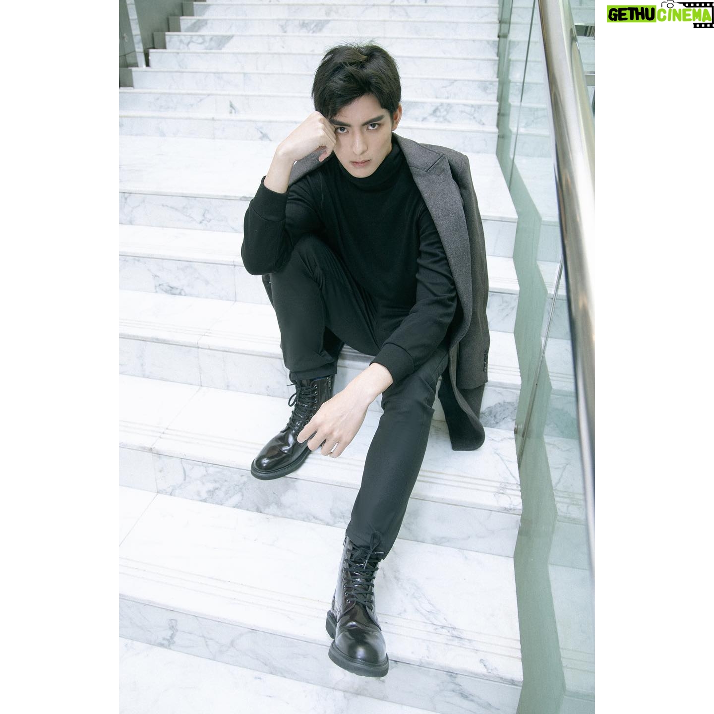 Wang Haoxuan - 34.3K Likes - Thanks for all of you.
Happy New Year!