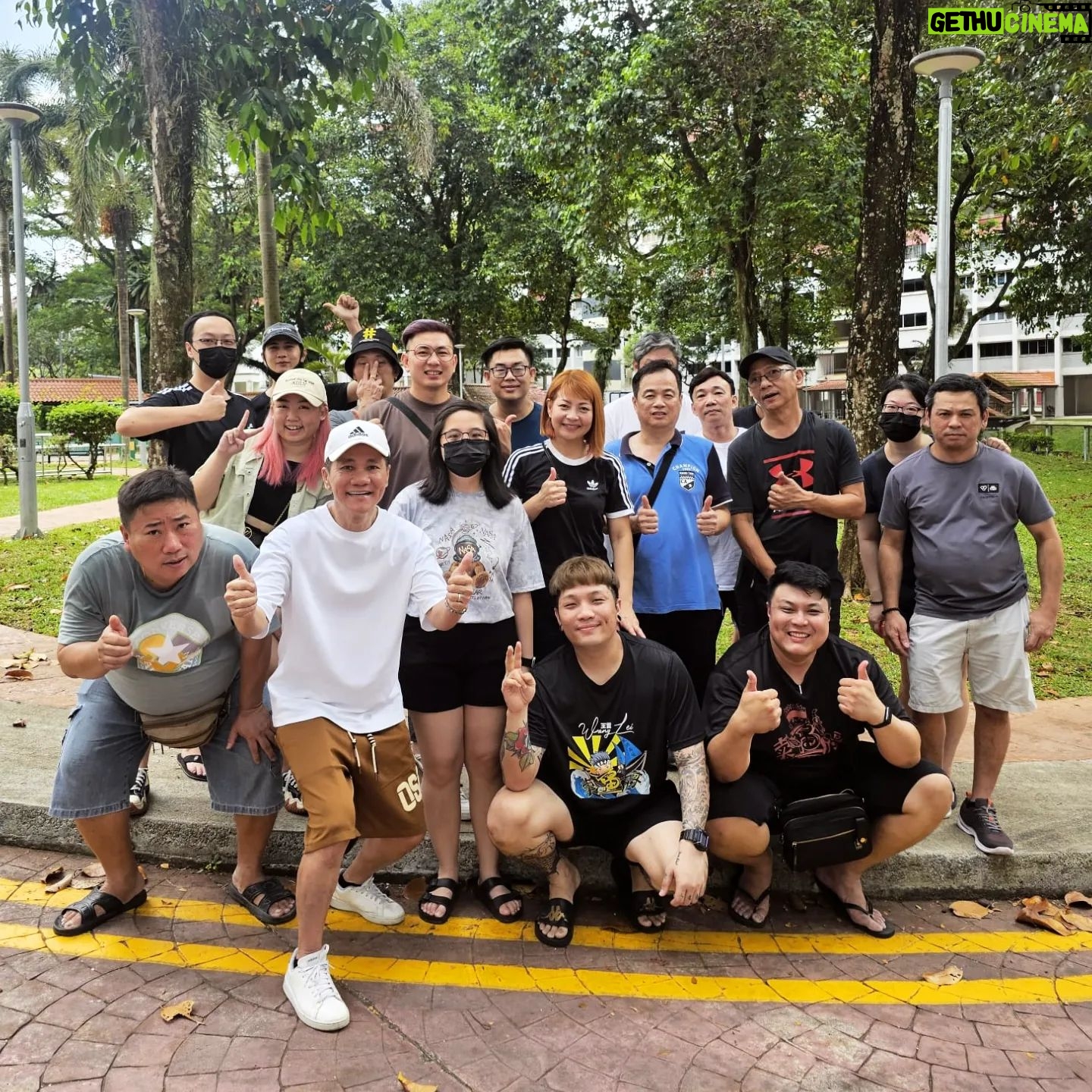 Wang Lei - 1.1K Likes - 我们收工过年了,感谢我的团队和我一起打拼了4年,今年卖鱼哥团队迈入第5个年头了!✌️✌️✌️✌️✌️✌️✌️
祝我的团队新年快乐!🧧🧧🧧🧧🧧
#龙年行大运
#卖鱼哥团队