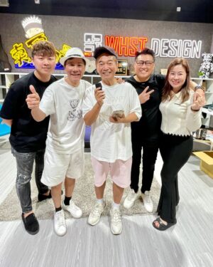 Wang Lei Instagram - 初十，祝大家十全十美!
感谢宪哥来到我的直播室!
#综艺天王吳宗宪 
#龙年平安健康好运连连吉星高照