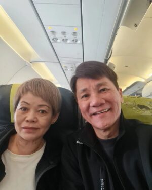 Wang Lei Instagram - 再见了河内🇻🇳
回家了🇸🇬
#越南直播之旅