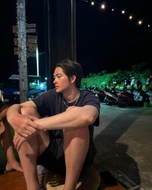 Wang Ting Yun Instagram - 最近的我 
@coastline_lanyu
