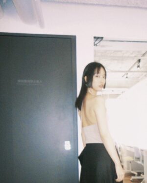 Wang Yu-xuan Instagram - 謝謝金穗開啟我的五月💚👾👏👁️🌾
—
@arcusarkus_official 
—
@dskfsue @lkc0629