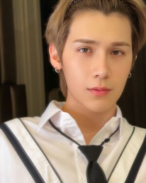 Wasuthorn Chaijindar Instagram - จะเอาไรว่ามา 🫴🏻

#Peatwasu #CaptainPeat #BabyFeat