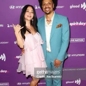Wayne Brady Instagram - Last night I have the honor of performing at the  @glaad #SpiritDay concert at The Belasco. Thank you @frankiejgrande for all the love! Of course I showed up with my beautiful family @theofficialmailebrady @mandietaketa & @jasonmichaelfordham. What a wonderful night of music and love! I know that I can do anything with my family having my back! Shout out to @fruitionhatco for my hat! Got a brother looking expensive lol!