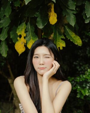 Wei Xia Instagram - 過去的回憶就留在以前的時刻讓他們好好相處吧
我想他們都過的很好
而現在的我們要繼續往前走👣

夢醒了也充電好了
繼續擁抱這個世界給的一切吧

為這幾年的點滴收藏起來變成一個百寶箱送給自己
也是給自己一個大大的禮物吧🎁

📷： @rockykao456
