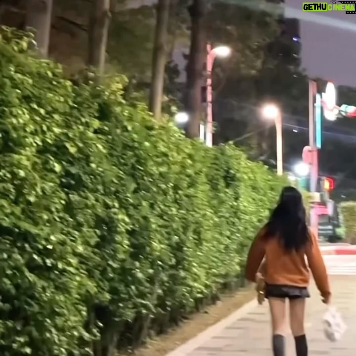 Wei Xia - 3 Likes - 最近是一個快樂的孩子💜👶