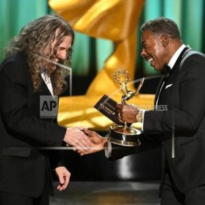 'Weird Al' Yankovic Instagram - Look, here’s a bunch of watermarked pics from last night!