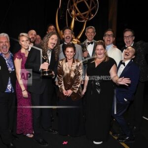 'Weird Al' Yankovic Instagram - Look, here’s a bunch of watermarked pics from last night!