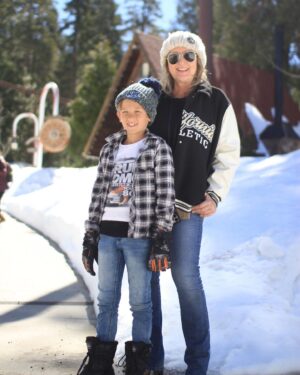 Wendy Burch Instagram - Sometimes you just need to head to the sky… as in #Skypark at Santa’s Village.  It’s old-fashioned, outdoor fun… 

The place is full of magic!

#Wendyburch #BRADYBURCH #WakeUpWithWENDY #BeingBRADY #LakeArrowhead #skyparkatsantasvillage