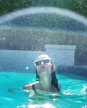 Wendy Moniz Instagram - End of summer blues💦
📸: @ladi_lifestyle capturing that sunlight spotlight 💫💙