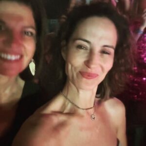 Wendy Moniz Instagram - Not me posting a few concert highlights with my shaky, subpar quality iPhone 🫣 of @taylorswift Eras Tour because August is (actually) slipping away into a moment in time, and I want this night as a reminder on my page for EVERMORE!!!
***
But…yes me…I’m the problem🤓
Enjoy this mini slide show, it brings me joy🫶🏻