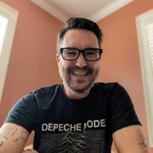 Wil Wheaton Instagram - I am starting to feel weird about posting all these pictures of my dumb face, but I love the accidental composition of this shot (and that autocorrect changed "shot" to "shit" lol).

Yo. Check this shit out. That's some golden ratio composition, friends.