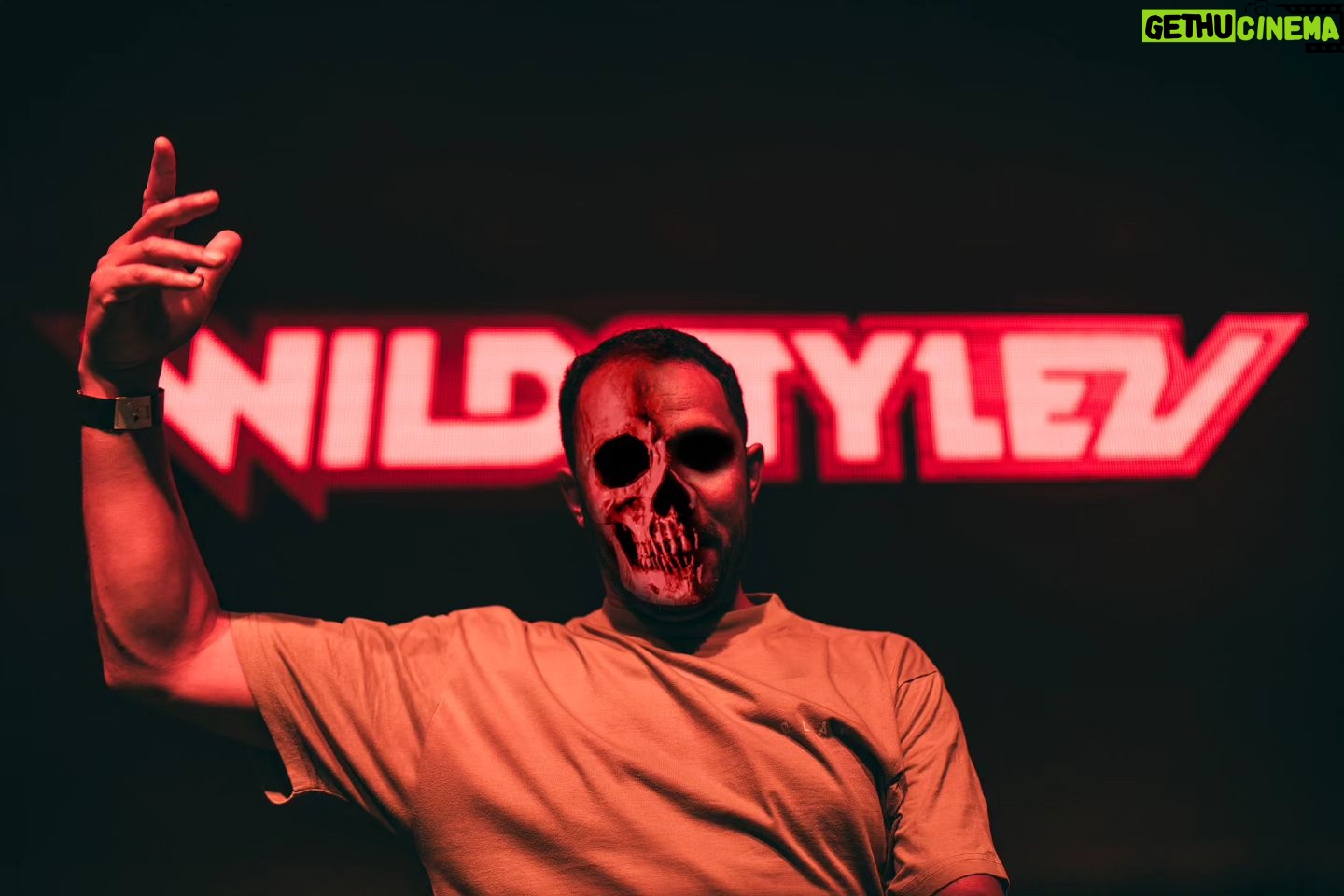 Wildstylez - 2.5K Likes - Happy Halloween!! 👻 1/2/3 Which one would you choose to celebrate it? 👇