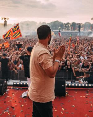 Wildstylez Instagram - DEFQON I’M READY!!! Finished 7 new tracks and will play 6 of them in my set tomorrow 🤔 See you tomorrow on the RED at 14:00 🙌🏼🙌🏼 Can’t wait! ❤️