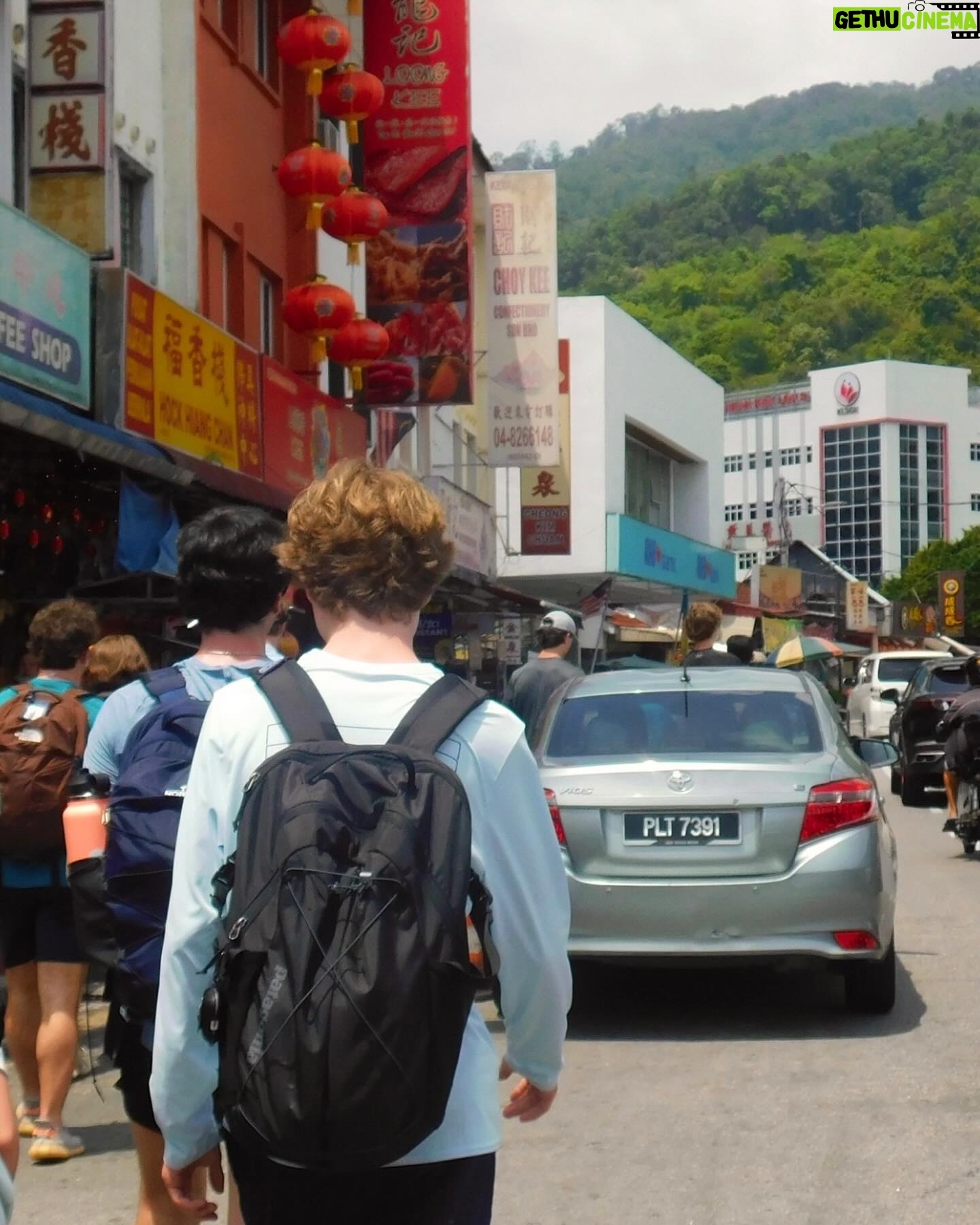Will Buie Jr. - 10K Likes - Venturing in Malaysia 🎋🌝⛩️