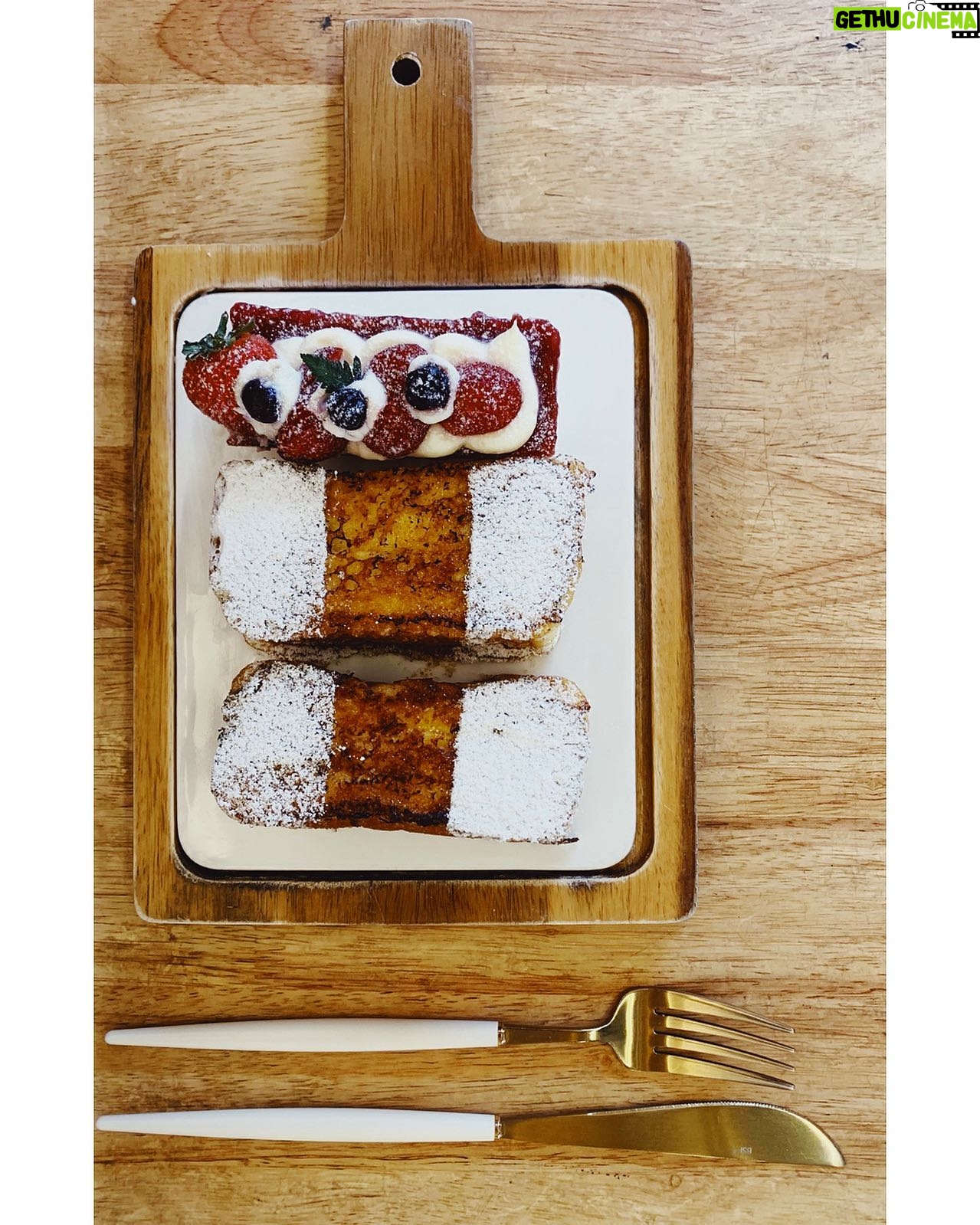 Will Tudor - 26.3K Likes - French Toast in Seoul a few weekends ago 🤤🇰🇷
#noimnotcravingfrenchtoastyourecravingfrenchtoast #okimcravingfrenchtoast