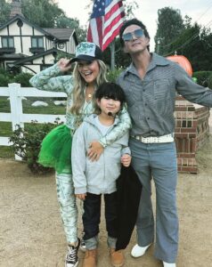 Will Yun Lee Instagram - Halloween fun! Disco Dad, “Cash’s Momma” and @bts.bighitofficial ‘s mini-Jung Kook 🕺🏽🕺🏽🕺🏽🕺🏽🎃🎃🎃🎃