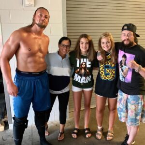 William Morrissey Instagram - #Family @real1 @summerpeters9 @brookepeters44