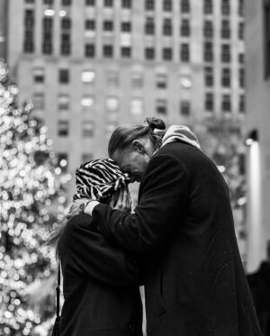 William Morrissey Instagram - 💍
Huge thank you to our amazing photographer @roushoots who was an absolute trooper in 11 degree weather! She captured the most special moments ❤️