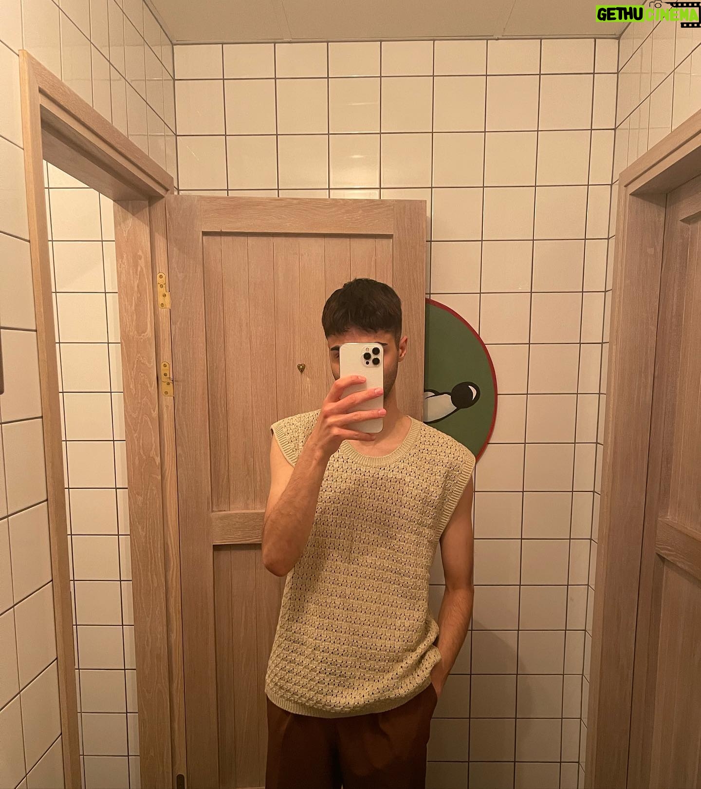 William Spetz - 5K Likes - Ingenting hƤnder och lƄt det aldrig ta slut
