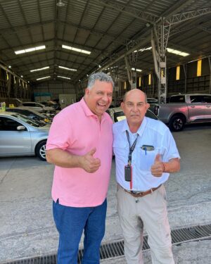 Willy Sabor Instagram - Recomendado 100% Pintura y desabolladura @merret_automotriz 
Profesionales de primera.