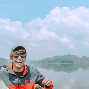 Win Morisaki Instagram - 初のアフリカ、初のウガンダ！
音楽が言葉を越え、国境を越え、そして僕らを結びつけてくれました！音楽の力の偉大さ、改めて実感した旅でした！是非、世界は広くてこんなにも希望に溢れてる事、配信でご覧くださいませ^ ^

For the first time in Africa and the first time in Uganda.
Music that surpasses language, and borders, to connect us!
This is a journey that made me once again realize the greatness of the power of music!
Please take a look at Jyanna World's broadcast video and witness how big and full of hope the world is ^ ^

photo by Sayoko Narita
@s.n.d_walk 

#awanomiya
#uganda
#jyannaworld
#morisakiwin