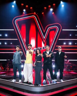 Wincent Weiss Instagram - Kleiner Wochenrückblick! Wir waren bis gerade fleißig im Studio und haben für @thevoicekids gedreht! Freu mich schon auf die Ausstrahlung 😊 Jetzt wird aber erstmal der Super Bowl geschaut. Schaut ihr auch? Für welches Team seid ihr?