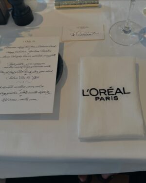 Wincent Weiss Instagram - Merci @lorealparis 
Es war mir eine riesen Ehre, mein erstes Mal bei den Filmfestspielen in Cannes dabei sein zu dürfen. 
#wasfüreinwochenende #dankefüralles #jetztwiederabaufsdorf