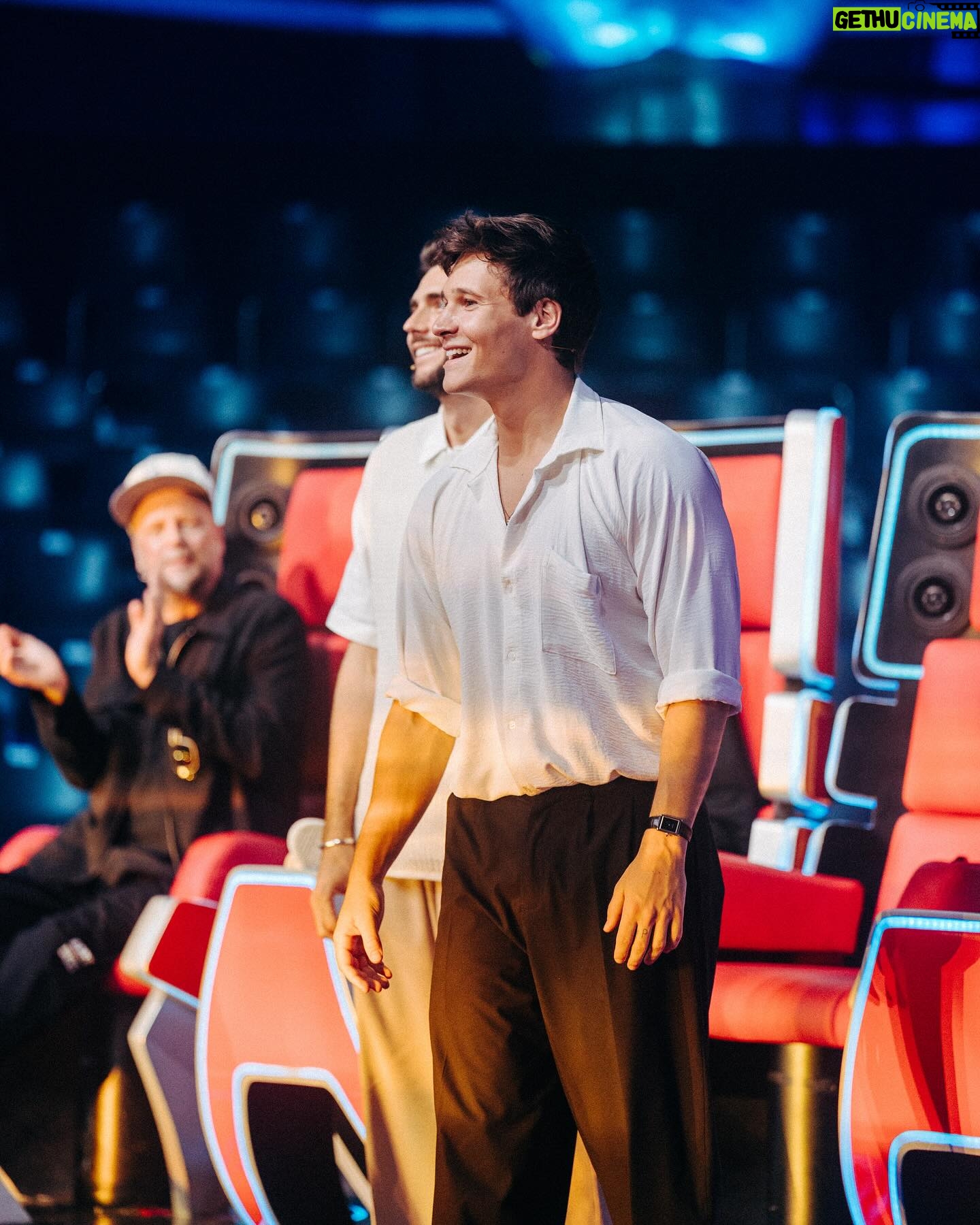Wincent Weiss - 52.3K Likes - Heute geht es los das große Finale von @thevoicekids 😱🔥 Schaltet ein und ab 20:15 könnt ihr auf Sat 1 für euren Favoriten voten!