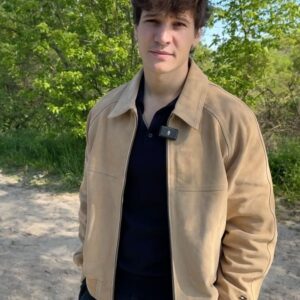 Wincent Weiss Instagram - Heimat und Musik ❤️ #sokönnteesbleiben #Zuhauseistesamschönsten #aberjetztgehtsabnachberlin #neuemusikschreiben