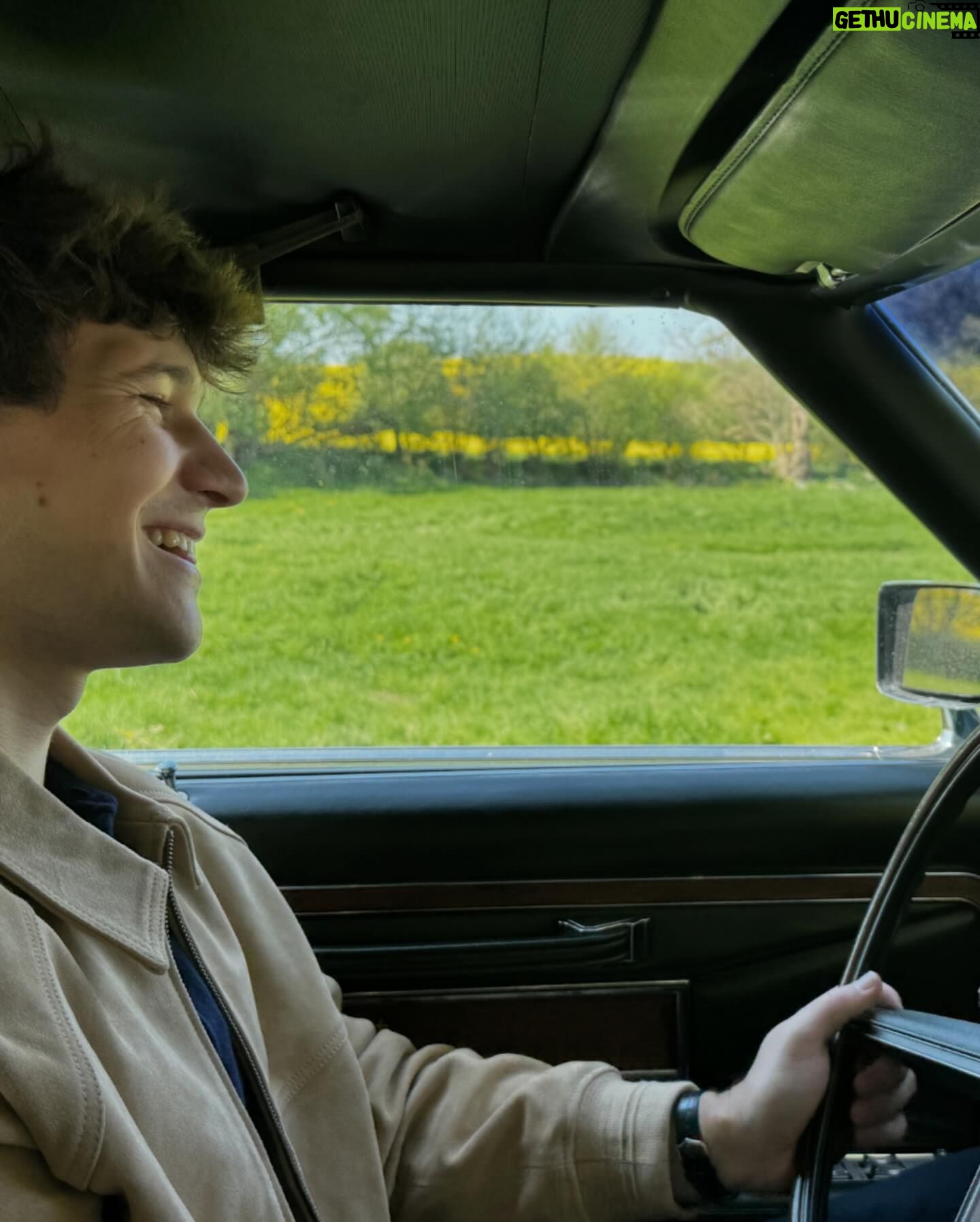 Wincent Weiss - 44.3K Likes - Heimat und Musik ❤️ #sokönnteesbleiben #Zuhauseistesamschönsten #aberjetztgehtsabnachberlin #neuemusikschreiben