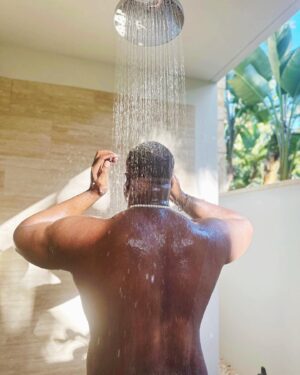 Winston Duke Instagram - I had an incredible time exploring the beautiful island of @discoverpuertorico. Such beautiful people, generous culture and incredible food. I got to honor my mom with tribute and prayer and had an incredible opportunity to get some well deserved rest and relaxation. Thank you @doradobeachreserve and the @ritzcarlton for helping to make this happen! #winstonduke #havepassportwilltravel