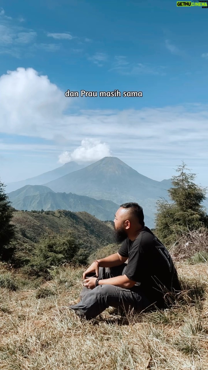 Wira Nagara - 63.9K Likes - Prau dan kepergianmu..