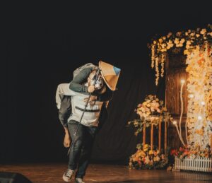 Wira Nagara Instagram - Atas waktu yang dibagi, tawa yang tersaji, dan meriah yang menaungi; Terima kasih telah hadir dalam hajatan SUN 6 @standupindo_pwt kemarin malam teman-teman! 🌿
.
Semoga membahagiakan, maaf bila ada salah dan kekurangan, sampai jumpa lagi di tawa yang lebih mengagumkan! Thir! 🔥