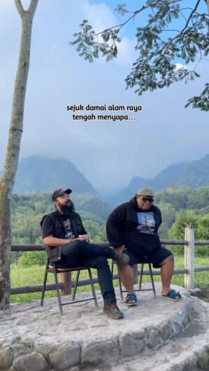 Wira Nagara Instagram - alam raya tengah menyapa 🍃
.
bonus kluwek @benidictivity