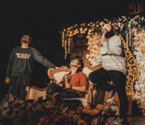 Wira Nagara Instagram - Atas waktu yang dibagi, tawa yang tersaji, dan meriah yang menaungi; Terima kasih telah hadir dalam hajatan SUN 6 @standupindo_pwt kemarin malam teman-teman! 🌿
.
Semoga membahagiakan, maaf bila ada salah dan kekurangan, sampai jumpa lagi di tawa yang lebih mengagumkan! Thir! 🔥