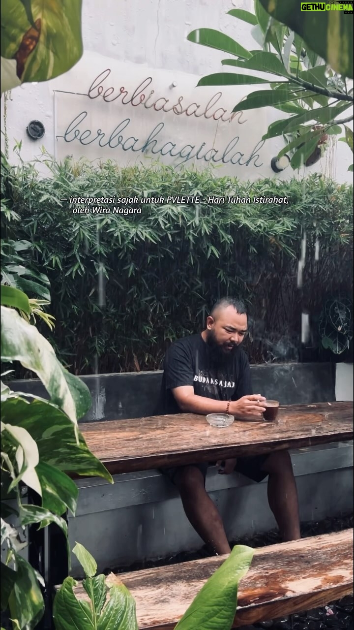 Wira Nagara - 29.7K Likes - Belakangan mendengarkan @emotionalpvlette dan izinku menyematkan, semoga berkenan.