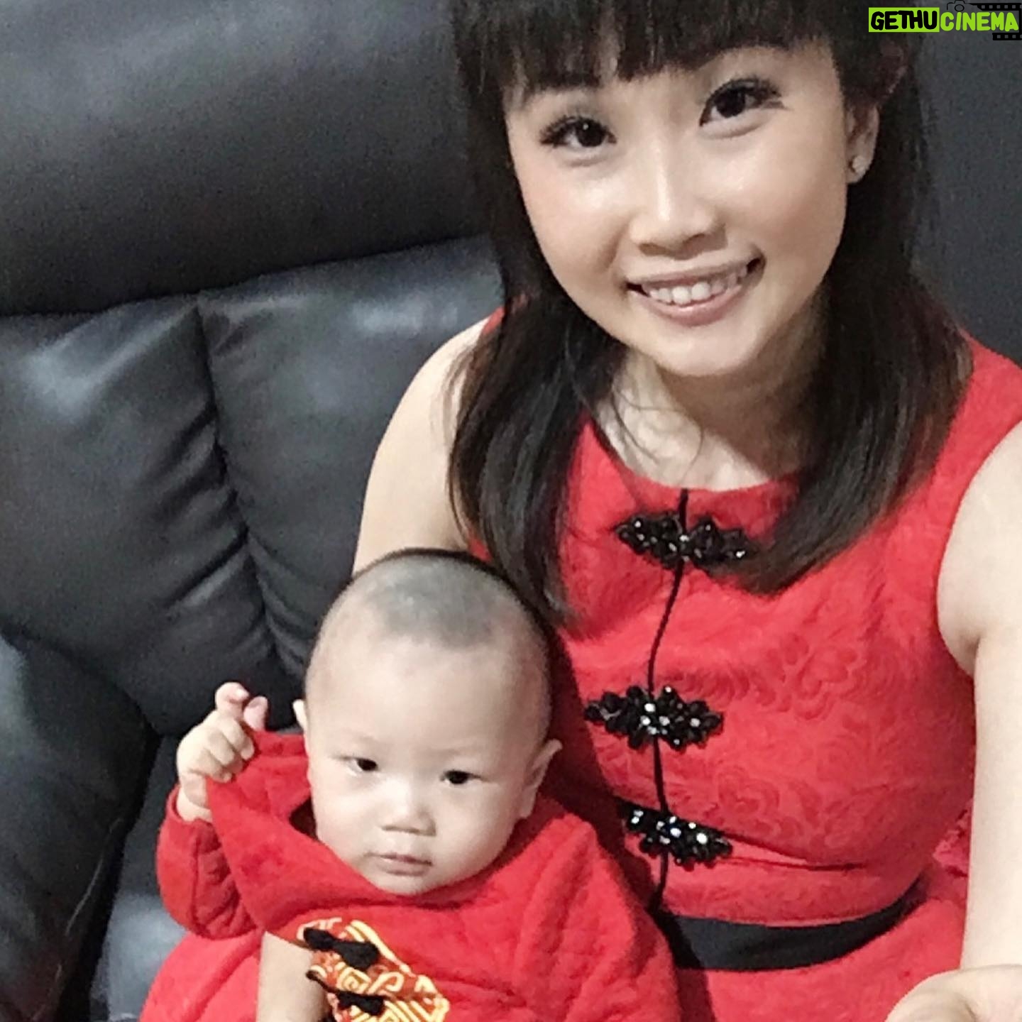 Wiwiek Michiko - 552 Likes - Gong xi fat cai semuaaaaš