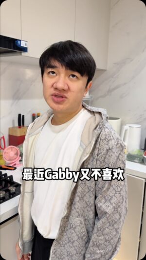 Wong Cho-lam Instagram - 我的gabby五歲啦！願你的世界永遠童真可愛～要記得爸爸永遠是你的好朋友哦