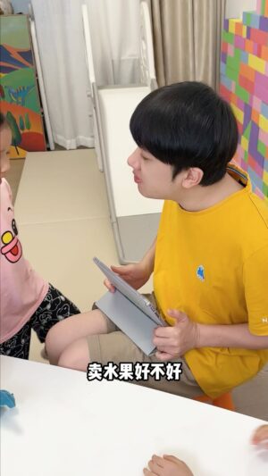 Wong Cho-lam Instagram - 怎麼辦，她倆停不下來了