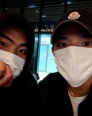 Woo Min-kyu Instagram - With -Mr.Moon💫