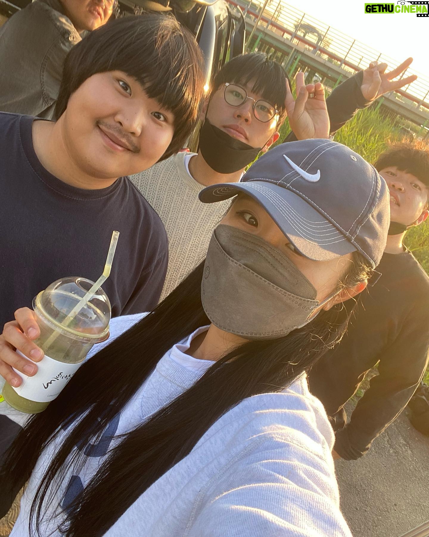 Woo Min-kyu - 85.5K Likes - 그동안 방과후 전쟁활동을 사랑해주셔서 감사합니다:))
오랜기간 촬영하면서 정말 감사한분들이 너무 많았습니다. 앞으로 꼭 보답하겠습니다 사랑합니다❤️
덕중아 이젠 안녕!